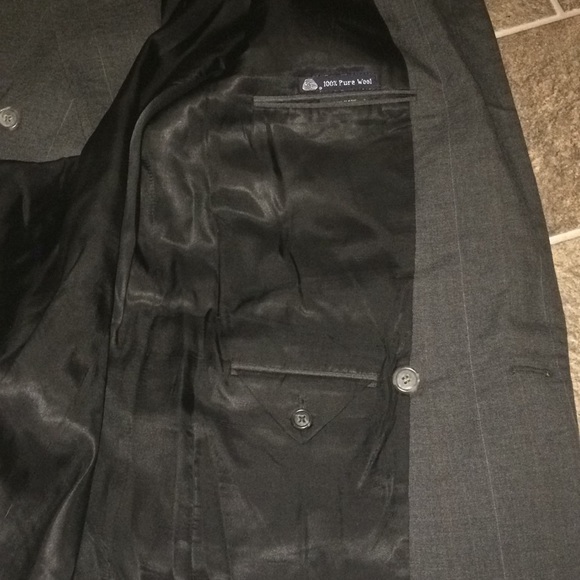 Burberry’s suit jacket